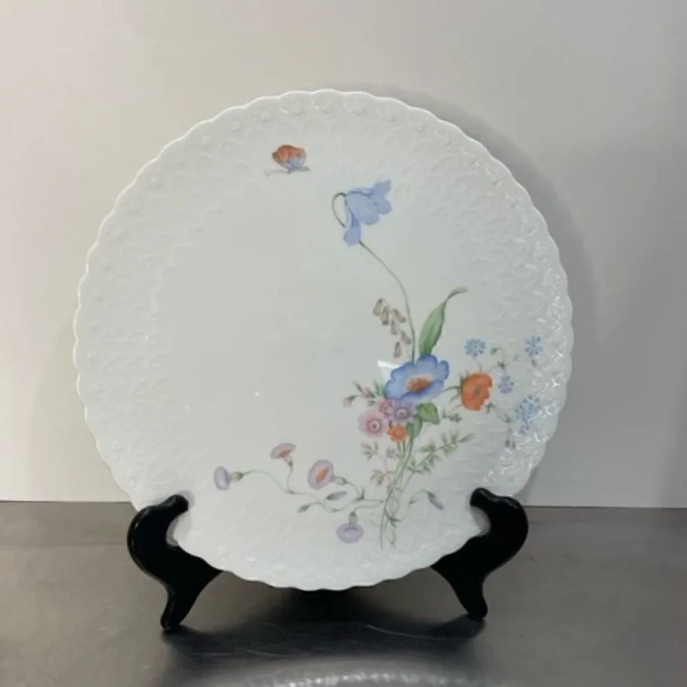 MIKASA Bone China SOMETHING BLUE B2051 ~ CAKE PLATE~11.5" Pastel Floral~Scallope